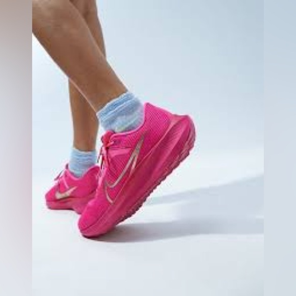 Nike Air Zoom Pegasus 40 Gold Fierce Pink Sneakers